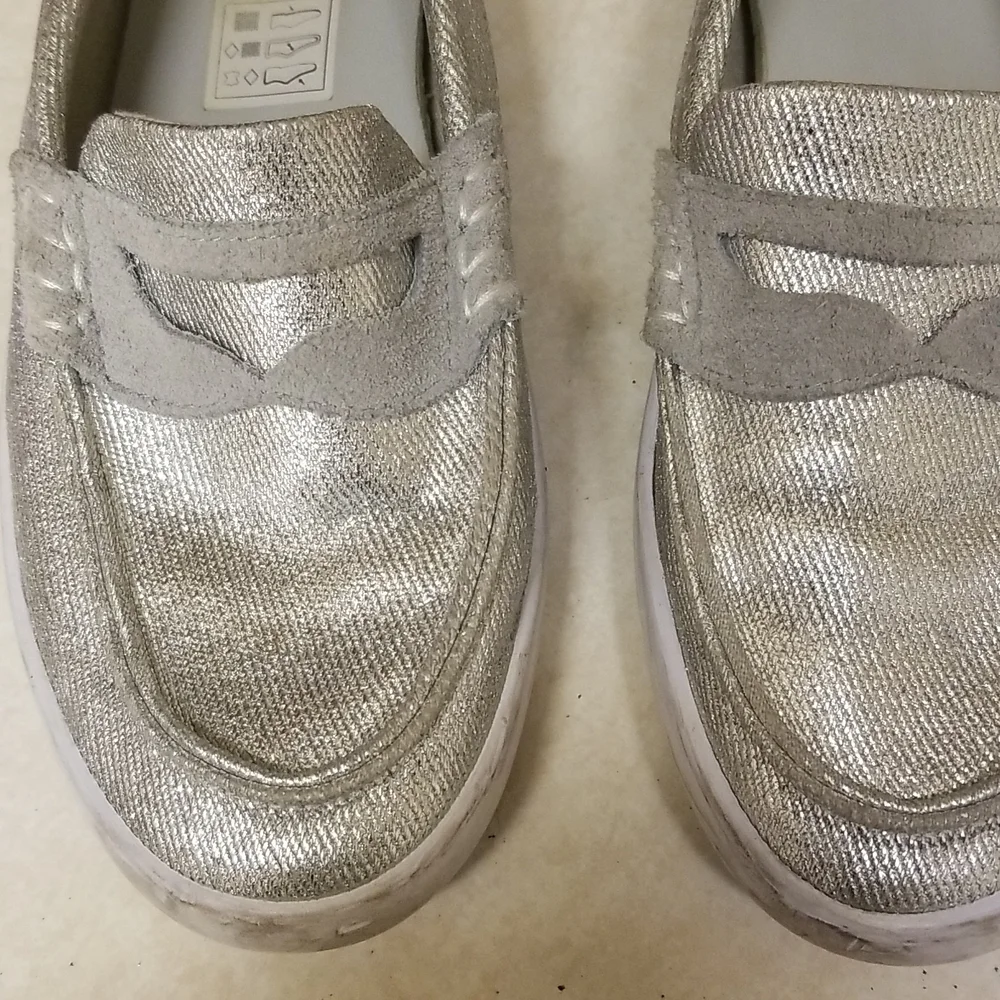Cole Haan Silver Pinch Weekender Loafers Size 4.5